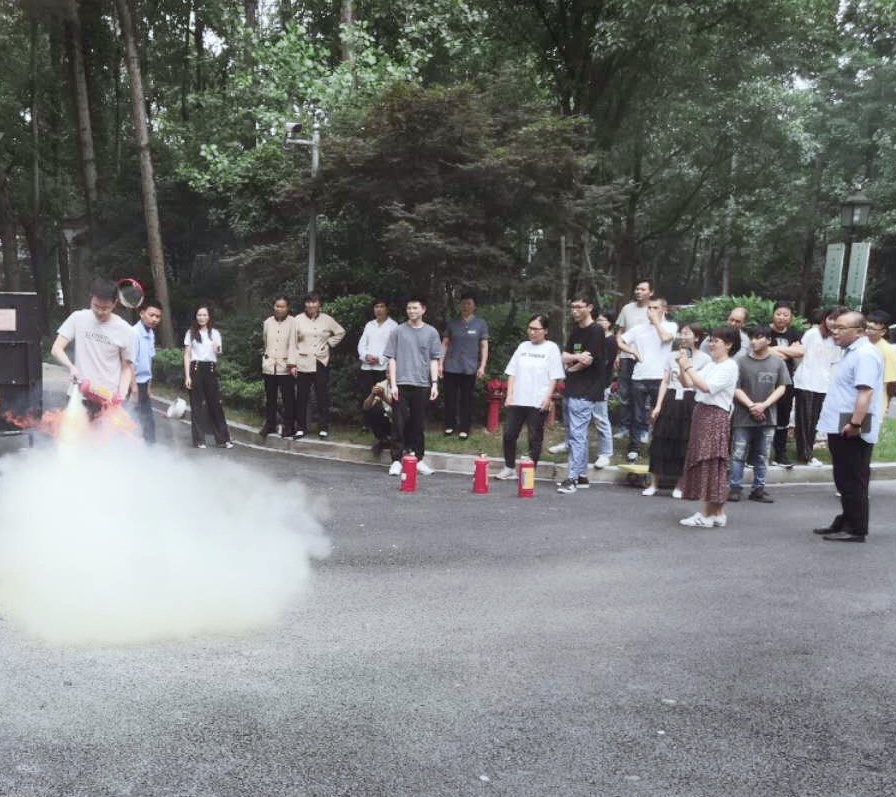 獅峰茶業(yè)公司組織開(kāi)展消防安全知識培訓